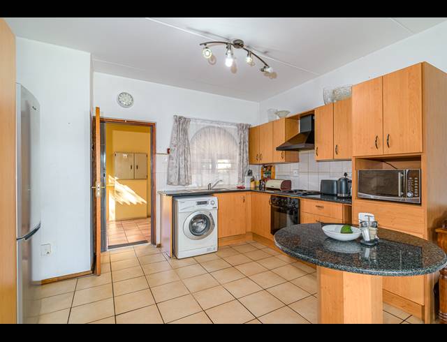 2 BEDROOM APARTMENT FOR SALE IN NOORDHANG